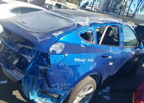 2023 Tesla Model Y Awd/Long Range Dual Motor All-Wheel Drive from USA, damaged, VIN 7SAYGDEE8PF928387